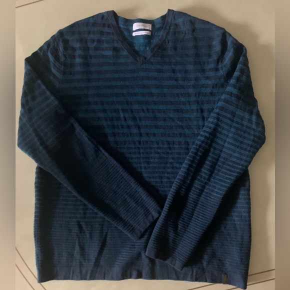 Calvin Klein Men’s Sweater - Picture 7 of 16